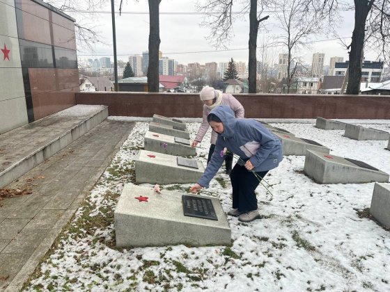 Сотрудники ЦЛАТИ возложили цветы к Мемориалу памяти