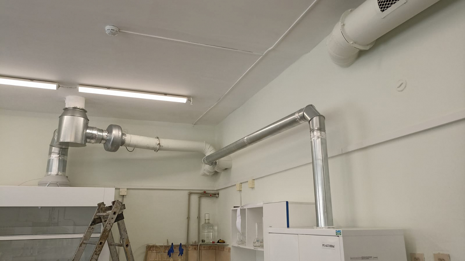 Монтаж вентиляции в Испытательной лаборатории по Саратовской области